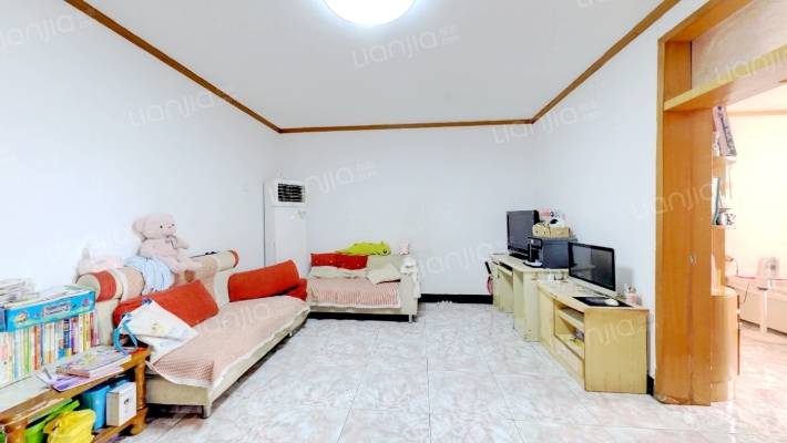 小山子新村二手房实景图