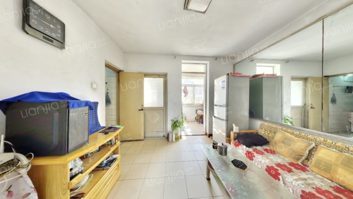 德源里二手房实景图