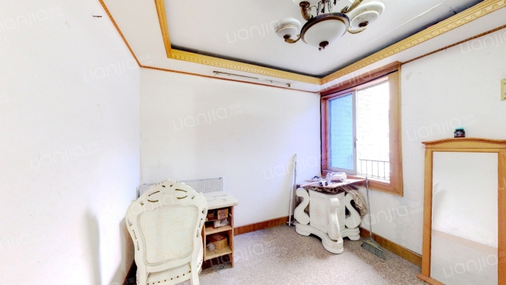 下吕浦七区凤凰组团二手房实景图