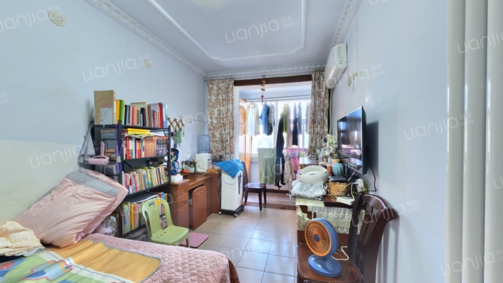 伏牛路121号二手房实景图