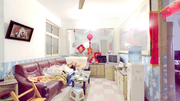 化工厂社区二手房实景图