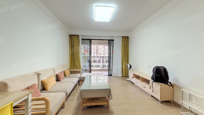 隆生仲恺花园二手房实景图