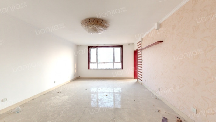 蓝天雅居二手房实景图