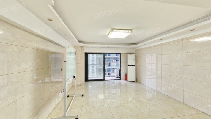 金沙湖1号二手房实景图