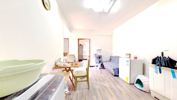 思学园博仕楼二手房实景图