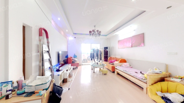 天琴湾二手房实景图