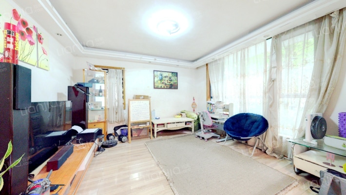 万科四季花城六期二手房实景图