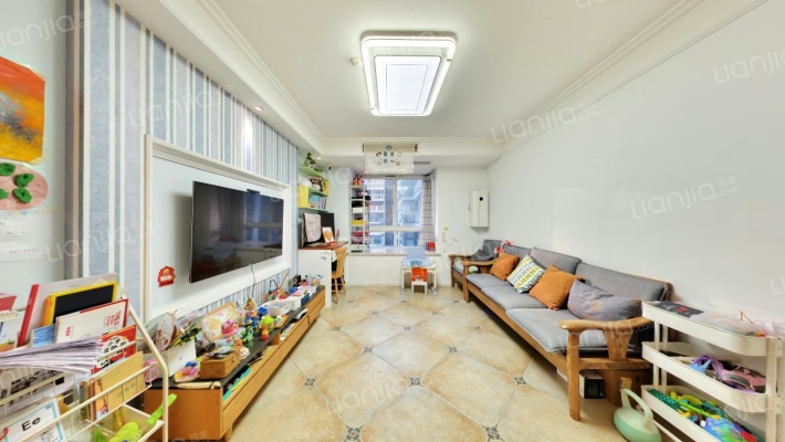 鸿运之星二手房实景图