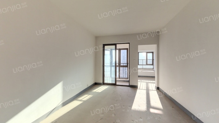 公园大道菁澜一组团二手房实景图