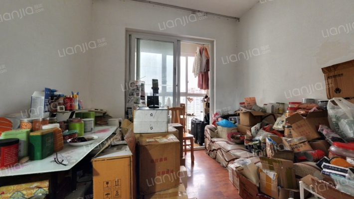 秀林苑东区二手房实景图