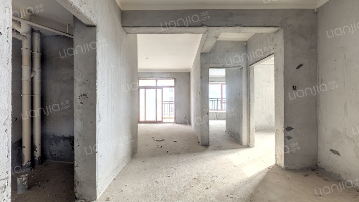 荣华卧龙公馆二手房实景图