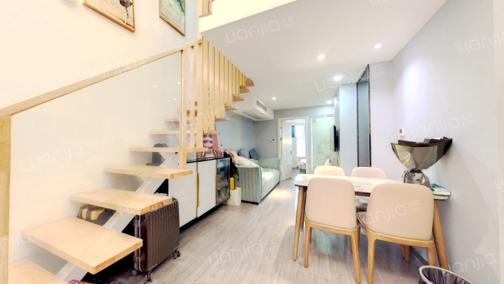 克拉公馆二手房实景图