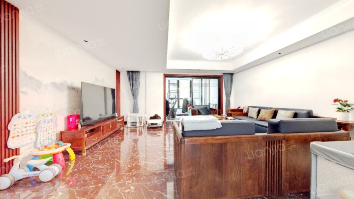 东方熙龙山院二手房实景图