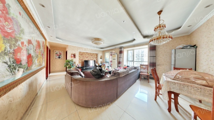 河滨森邻B区二手房实景图