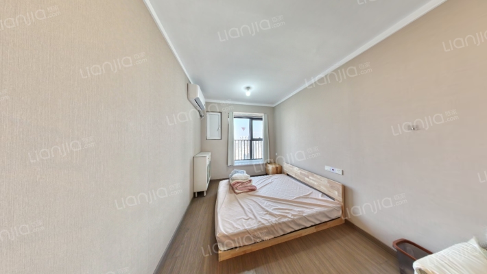 龙湖水晶郦城二手房实景图