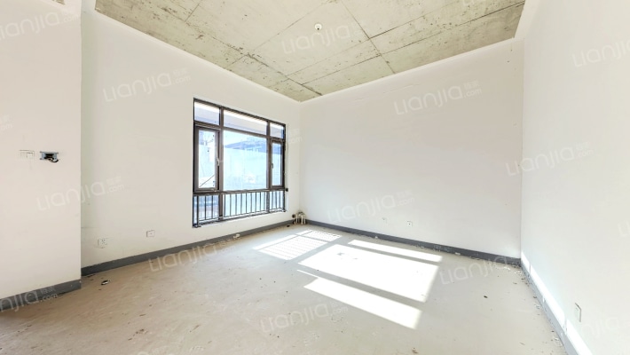 温泉新都孔雀城兰园二手房实景图