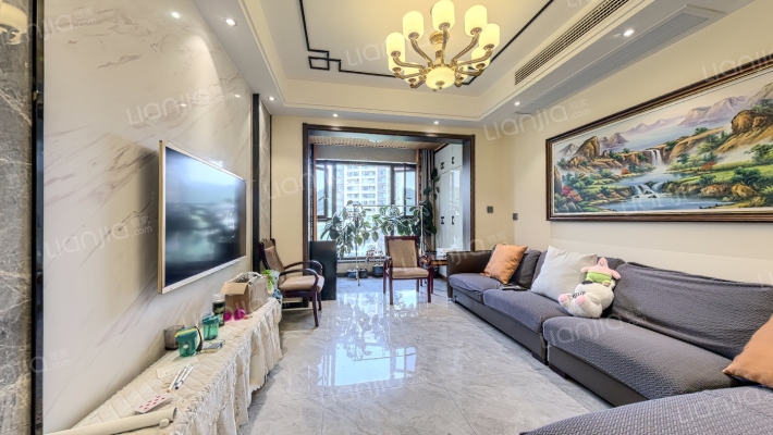 绿地新里城二手房实景图