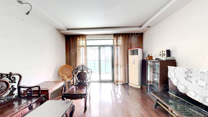 世纪广场二手房实景图