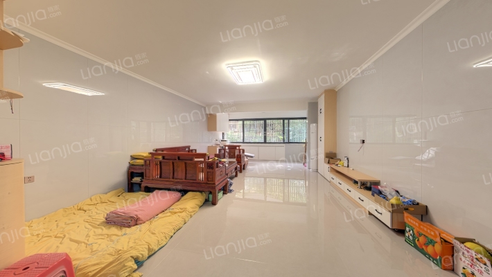 凯发花园二手房实景图