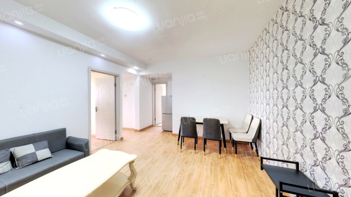 星雨华府南区二手房实景图