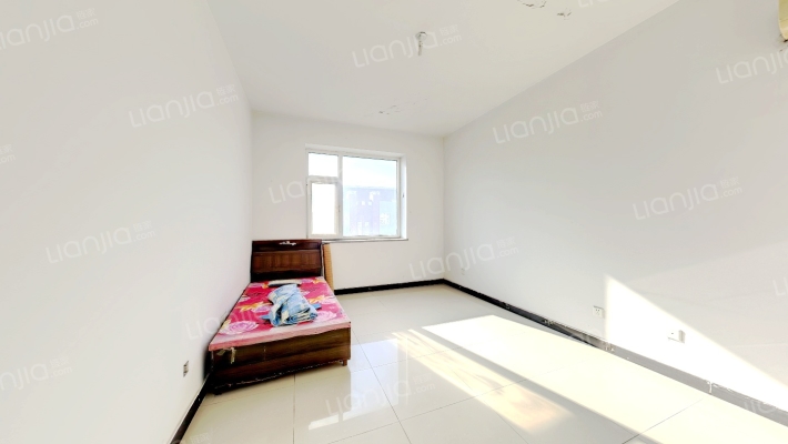 团泊新家园二手房实景图