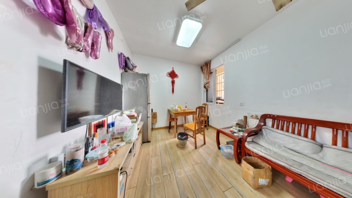 西塘花苑二手房实景图