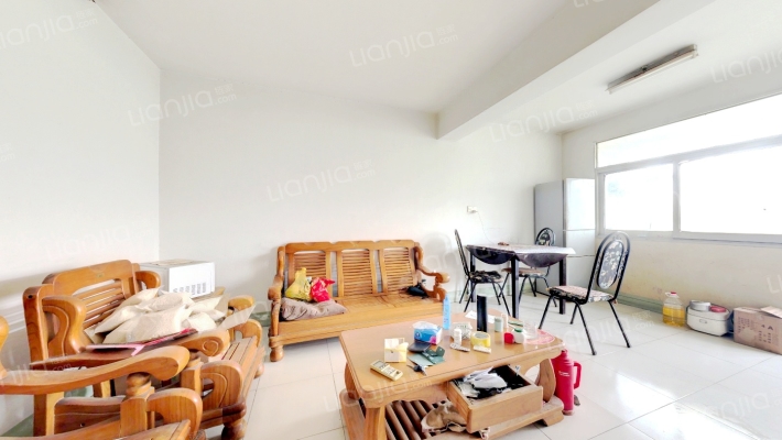 石化厂宿舍二手房实景图