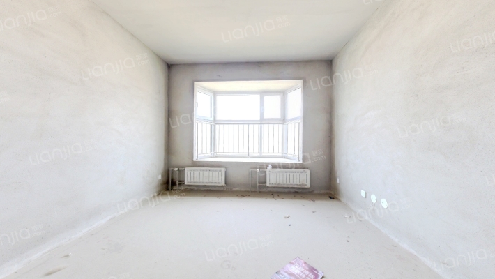 山水龙城·远翠苑二手房实景图