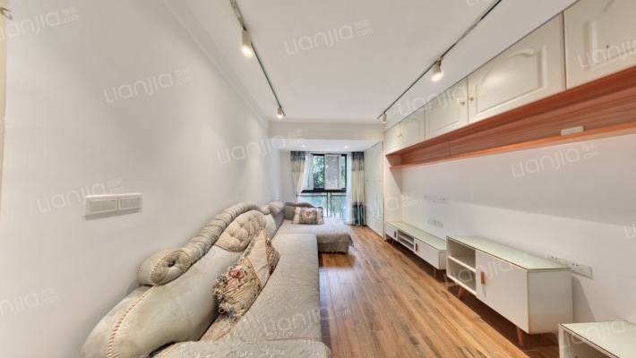 鸿笙苑宝贝的墅二手房实景图