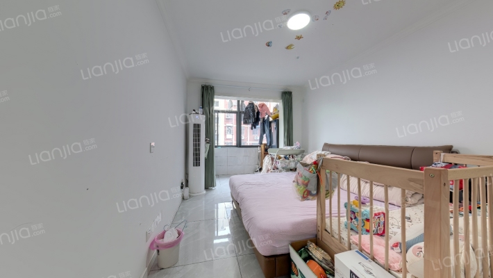 十字街126号二手房实景图