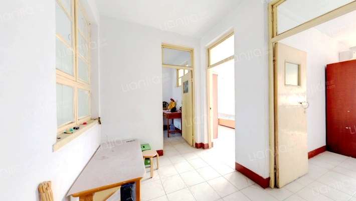 潍坊学院南校区东院生活区二手房实景图