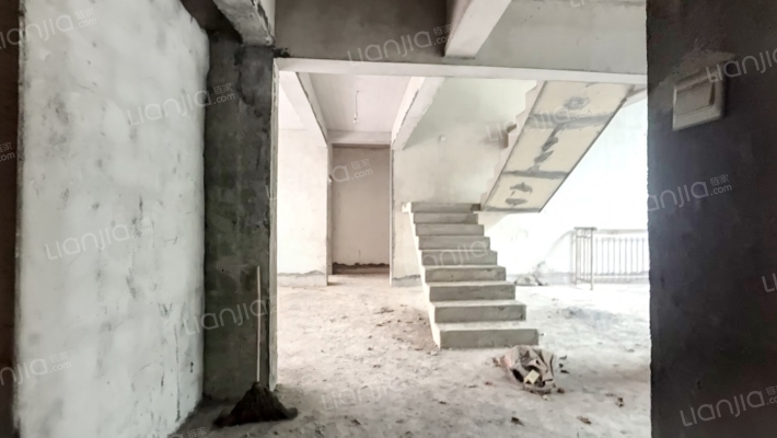 吉首市财政局宿舍二手房实景图