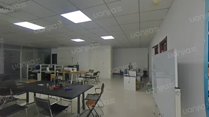 时代广场二手房实景图