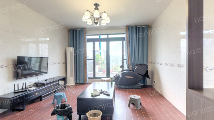 都市美丽风景二手房实景图