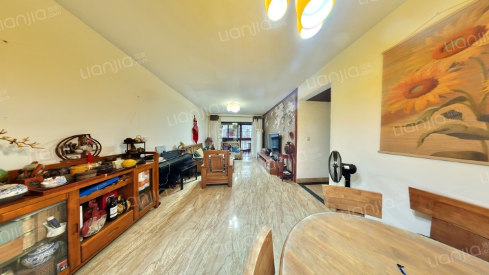 永凯春晖花园西C区二手房实景图