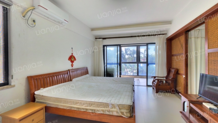 天赐18°蔚蓝二手房实景图