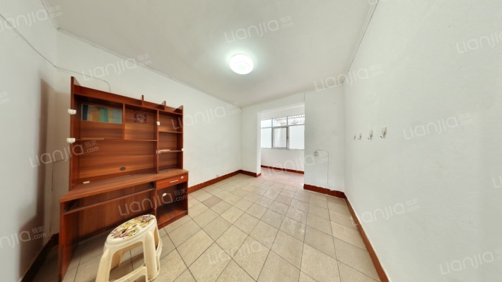 环城南路681号二手房实景图