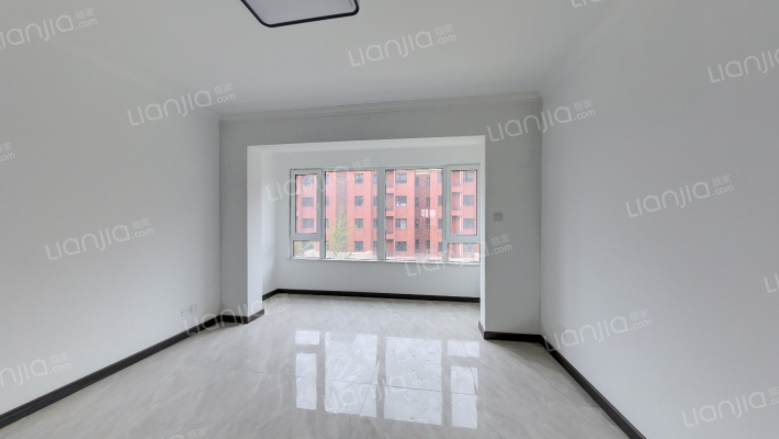 富友雅士居二手房实景图