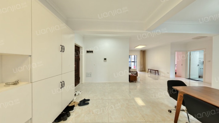 光谷满庭春MOMA二手房实景图