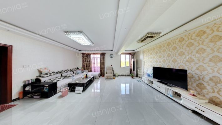 卧龙潭庄园二手房实景图