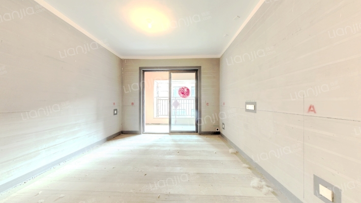 青风公园B区二手房实景图