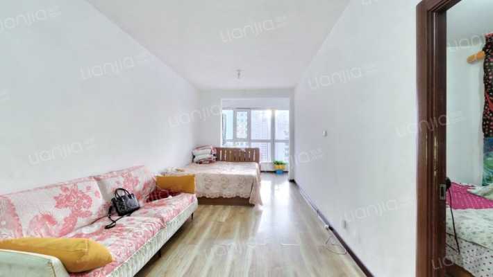 清河湾小区二手房实景图