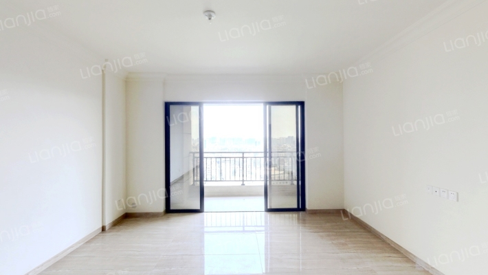 碧桂园天誉二手房实景图