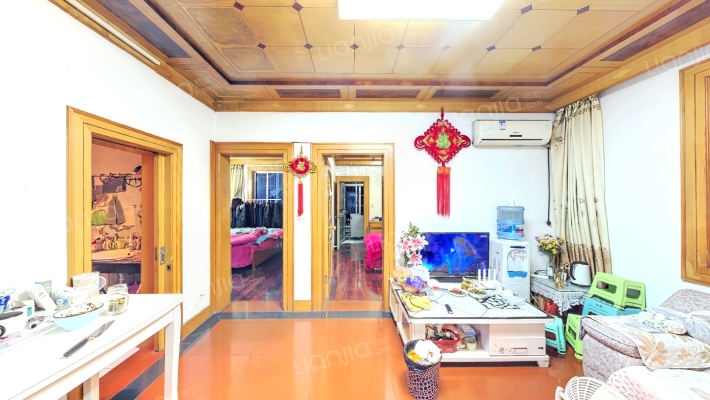 嘉鹿花园二手房实景图