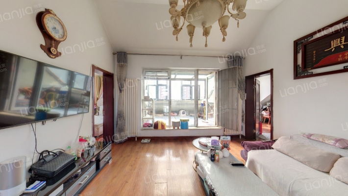 保利百合香湾B区二手房实景图