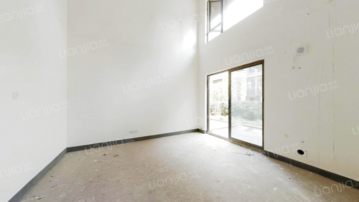 鹏润鹿山台二手房实景图