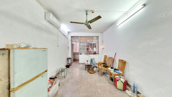 陈岗路2号大院二手房实景图