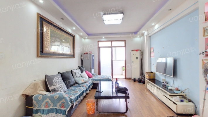 蓝色港湾小区二手房实景图