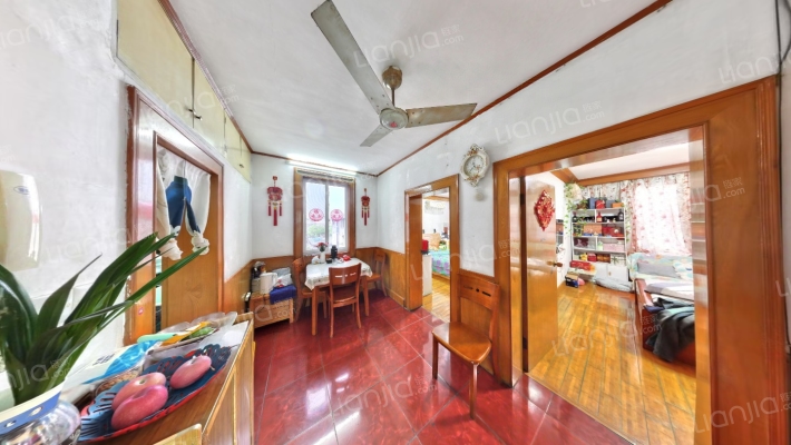 靖海新村二手房实景图