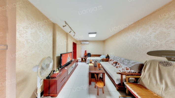 月云公寓二手房实景图